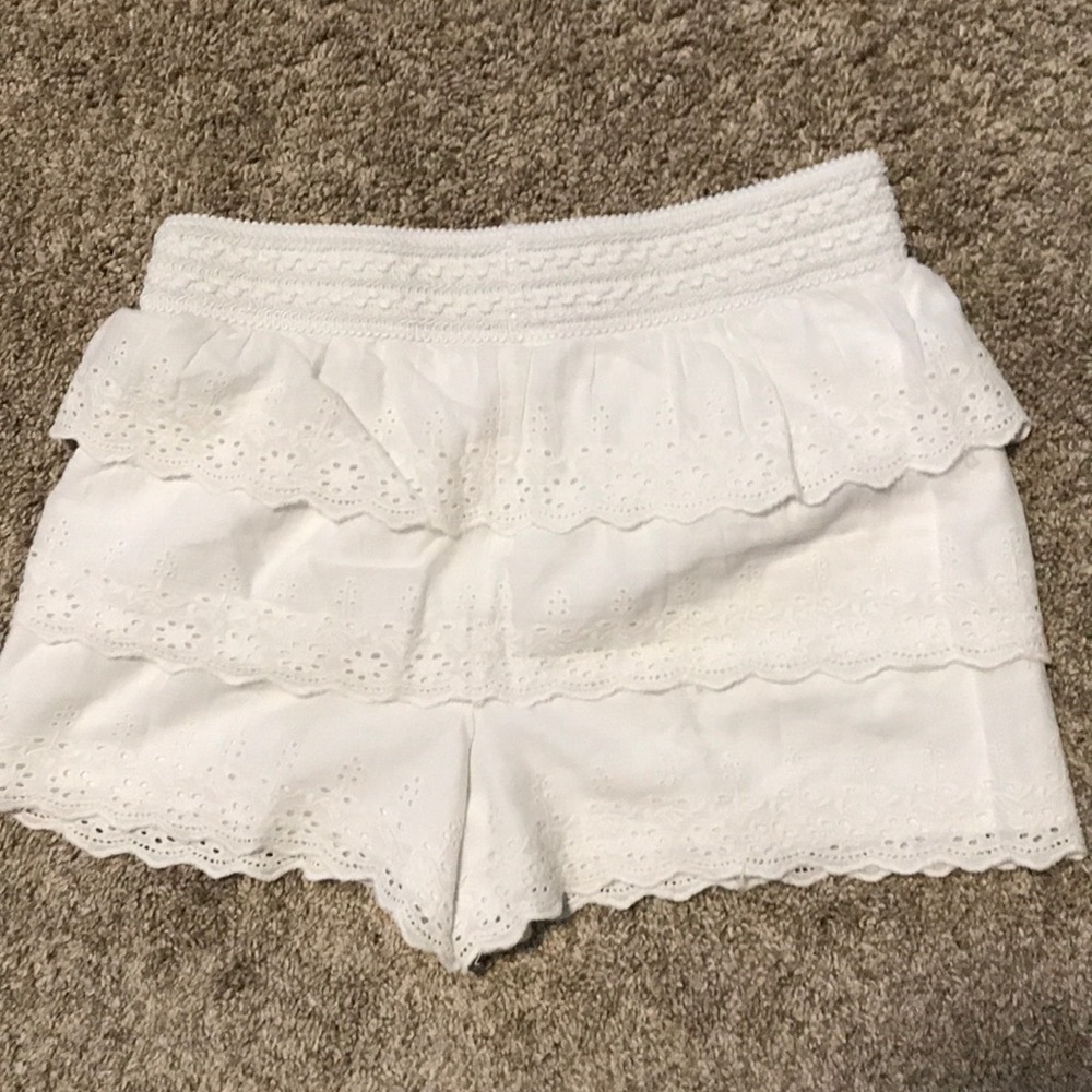 White Eyelet Ruffle Layered Shorts - Picture 2 of 4
